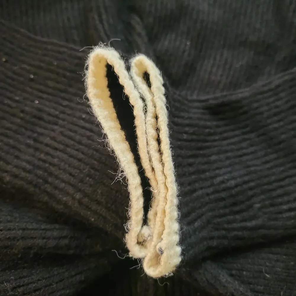 Guess Small Black Long Sleeve V-Neck Knot Front Sweater - Picture 5 of 7